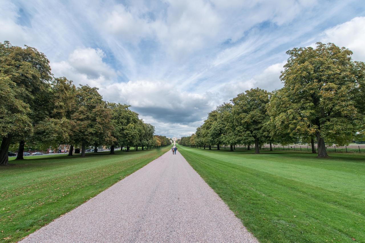 Central Windsor Apartment Facing The Castle Extérieur photo